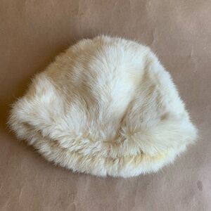 Edna’s v.t.g faux fur Hat.